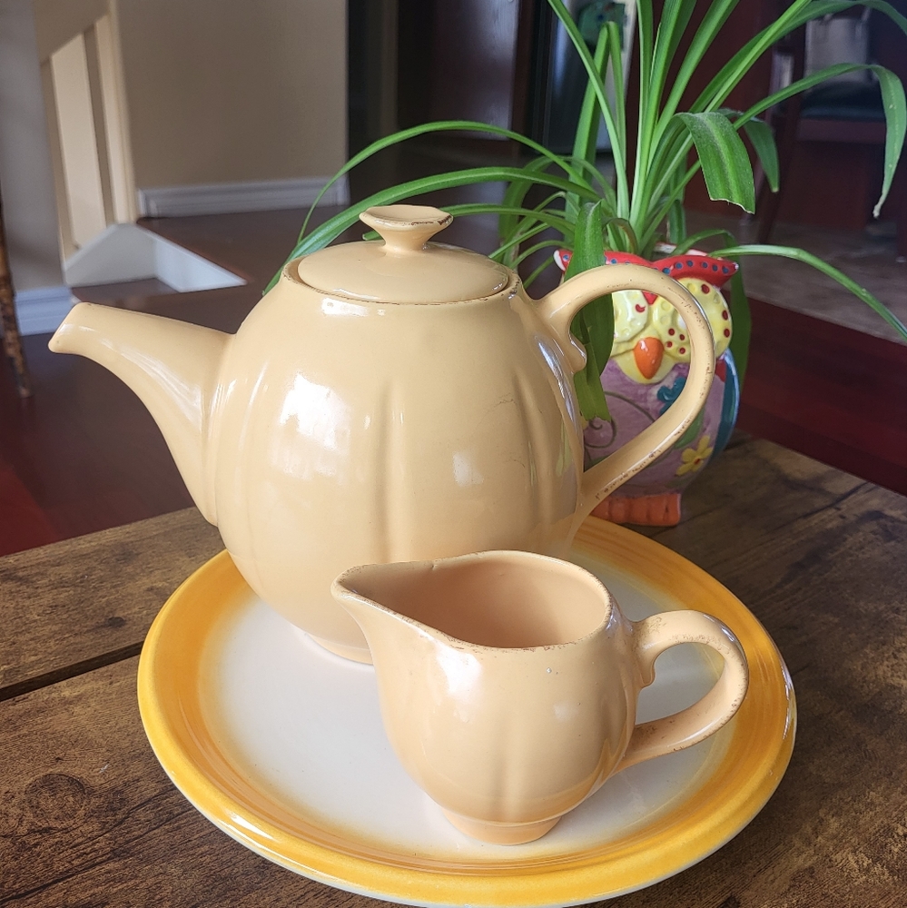 Vintage A la Carte by Skye McGhie teapot and creamer